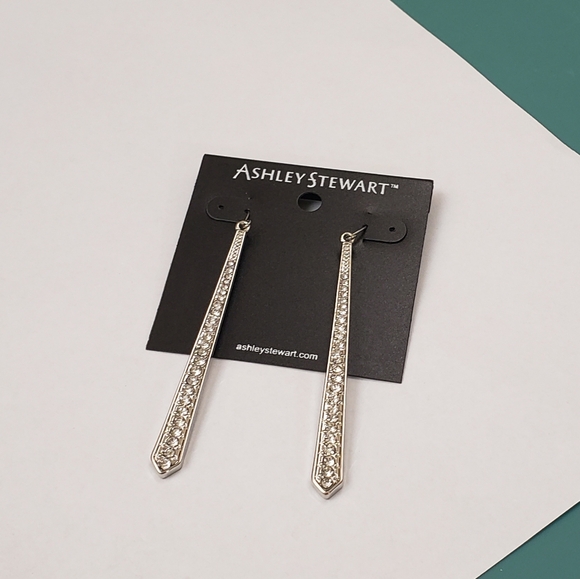 Ashley Stewart, NWT, silver tone clear rhinestones bar dangle pierced earrings - Picture 9 of 10